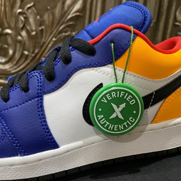 Nike Air Jordan 1 Low (GS) Royal Yellow - Youth 6/Women's 7.5/Men's 6 - Picture 11 of 12